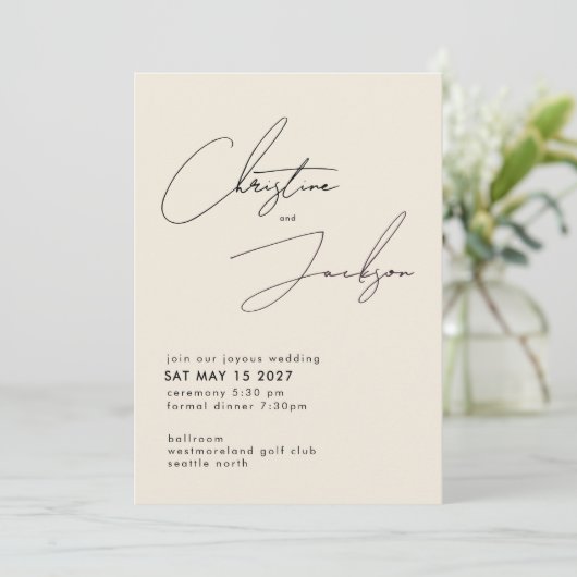 Elegant Script Typography Modern Cream Wedding Kaart (Staand voorkant)