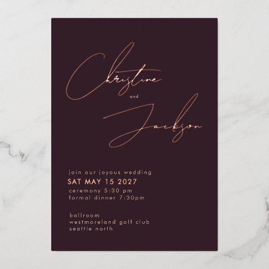 Elegant Script Typography Modern Plum Wedding Rose Folie Uitnodiging (Voorkant)