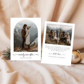 Elegant script vrolijk ooit na boogfoto feestdagenkaart