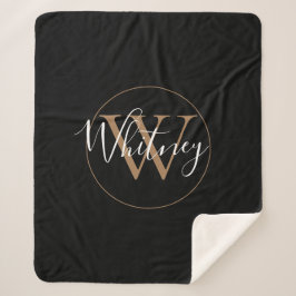 Elegant script zwart gouden monogram sherpa deken