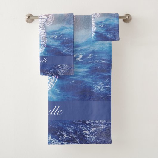Elegant Seahorse Blue Ocean Waves Name Bad Handdoek (Insitu)