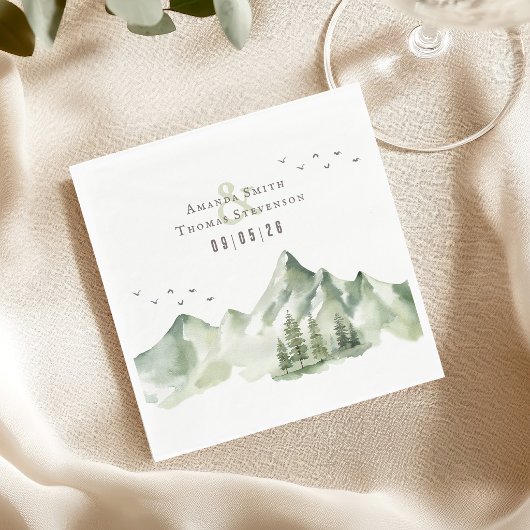 Elegant sereen groen berglandschap servet