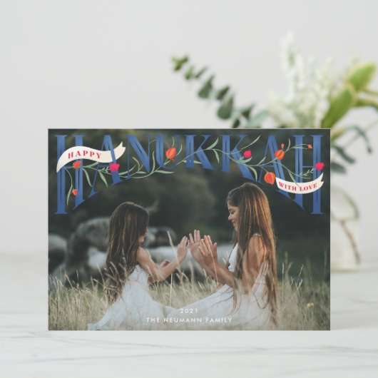 Elegant Serif Hand-Lettered Happy Hanukkah Foto Feestdagenkaart (Staand voorkant)