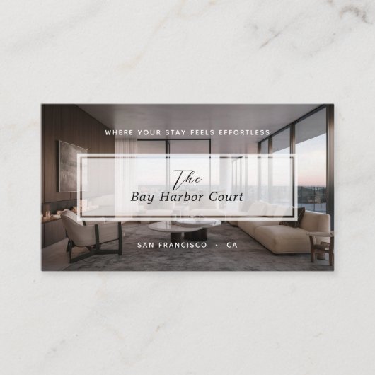 Elegant Short Term Rental Property Manager Photo Visitekaartje (Voorkant)