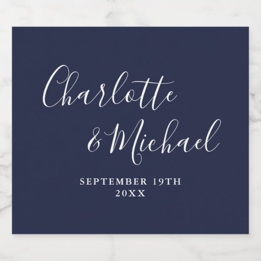 Elegant Signature Script Navy Blue Bruiloft Bier Etiket (Enkel label)