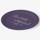 Elegant Signature Script Paarse bruiloft Papieren Bordje (Gekanteld)
