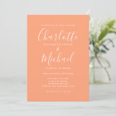 Elegant Signature Script Peach Wedding Kaart (Staand voorkant)