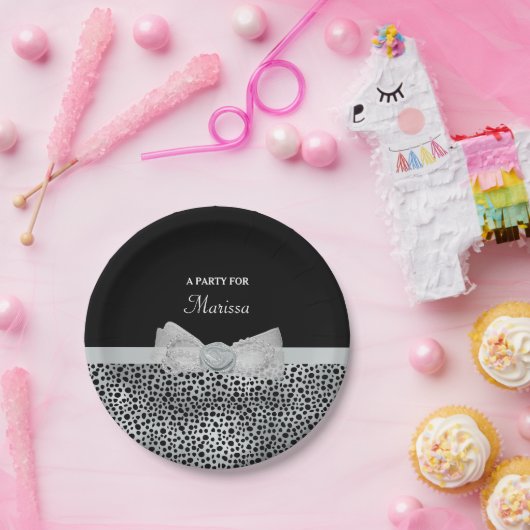 Elegant Silver Cheetah Print Frilly Bow Party Name Papieren Bordje (Feest)