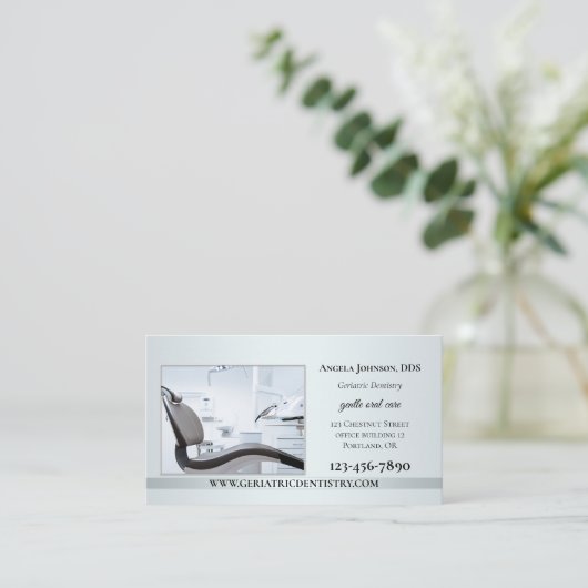 Elegant Silver Custom Photo Dentist Visitekaartje (Staand voorkant)