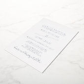 Elegant Silver Foil Calligraphy Formal Wedding Folie Uitnodiging (Gedraaid)