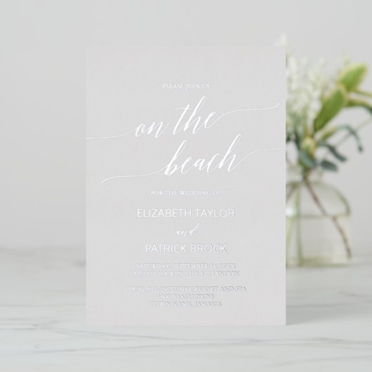 Elegant Silver Foil | Grijs op het strand Folie Uitnodiging (Staand Voorkant)
