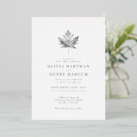 Elegant Silver Foil Maple Leaf Fall Wedding Folie Uitnodiging (Staand Voorkant)