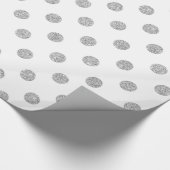 Elegant Silver Glitter Polka Dots Pattern Cadeaupapier (Hoek)