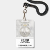 Elegant Silver-kerstbal op Bokeh Lights Badge (Voorzijde met lanyard)