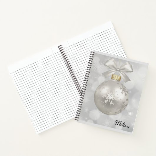 Elegant Silver-kerstbal op Bokeh Lights Notitieboek (Binnen)