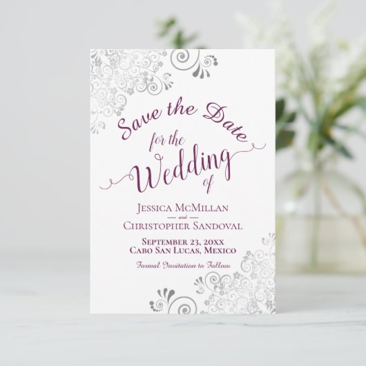 Elegant Silver Lace Cassis Paars op White Wedding Save The Date (Staand voorkant)
