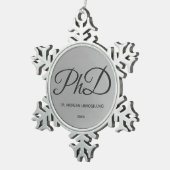 Elegant Silver Name PhD Afstuderen Snowflake Pew Tin Sneeuwvlok Ornament (Rechts)