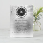Elegant Silver New Year Eve Party Uitnodiging (Staand voorkant)