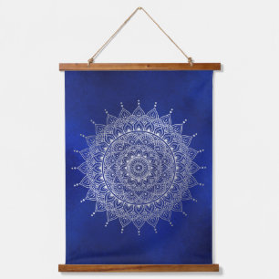 Elegant Silver over Deep Blue Floral Henna Mandala Hangend Wandkleed
