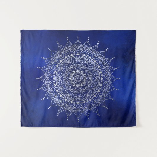 Elegant Silver over Deep Blue Floral Henna Mandala Wandkleed (Voorkant (horizontaal))