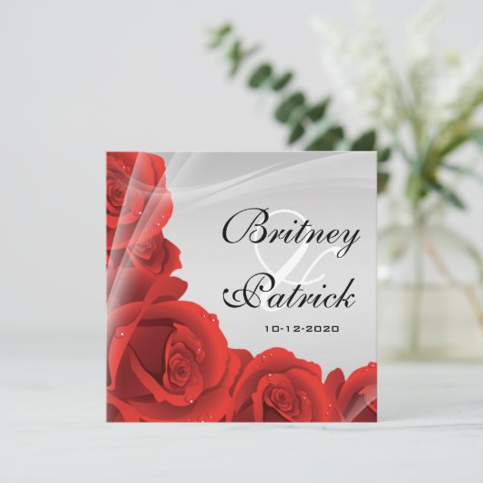 Elegant Silver & Red Rose Wedding Invitations Kaart (Staand voorkant)
