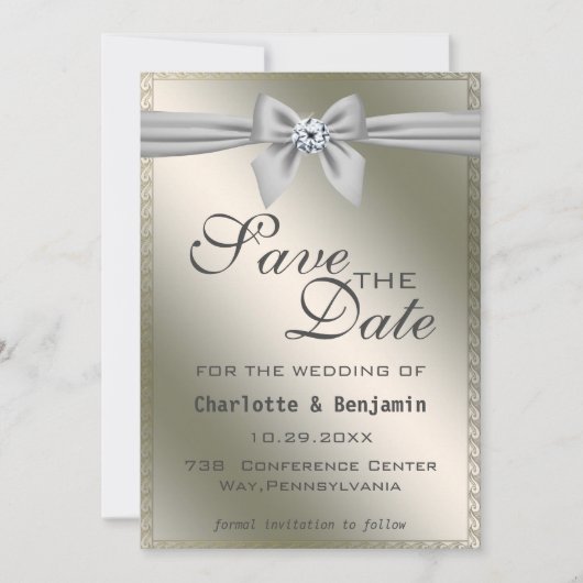 Elegant Silver Ribbon & Gemstone Save the Date (Voorkant)
