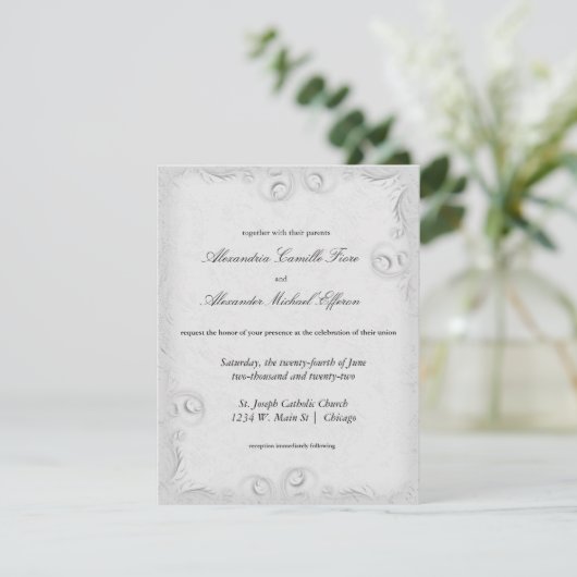 Elegant Silver Scrollwork Formal Wedding Invite Kaart (Staand voorkant)