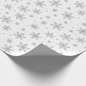 Elegant Silver Snowflake | Winter Holiday  Cadeaupapier (Hoek)