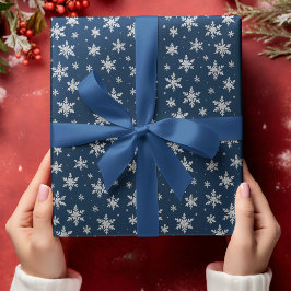 Elegant Silver Snowflake | Winter Holiday  Cadeaupapier