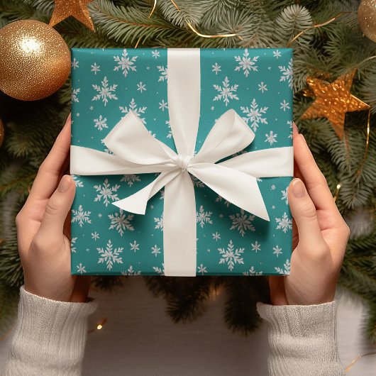 Elegant Silver Snowflake | Winter Holiday  Cadeaupapier