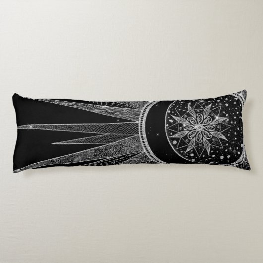 Elegant Silver Sun Moon Mandala Black Design Lichaamskussen (Achterkant)