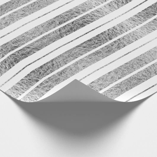 Elegant Silver White Striped Kerstfeestdag Cadeaupapier (Hoek)