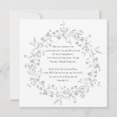 Elegant Silver Wildflower Wreath Afstuderen Aankondiging (Achterkant)