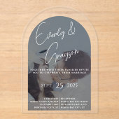 Elegant Simple Modern Minimalist Photo Wedding Acryl Uitnodigingen (Voorkant)