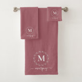 Elegant Simple Personalized Wreatmonogram Bad Handdoek (Insitu)