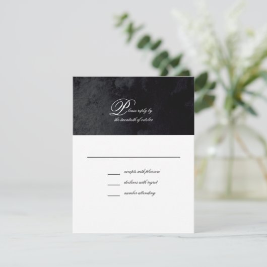Elegant Simple Script Black Gothic Wedding RSVP Kaartje (Staand voorkant)