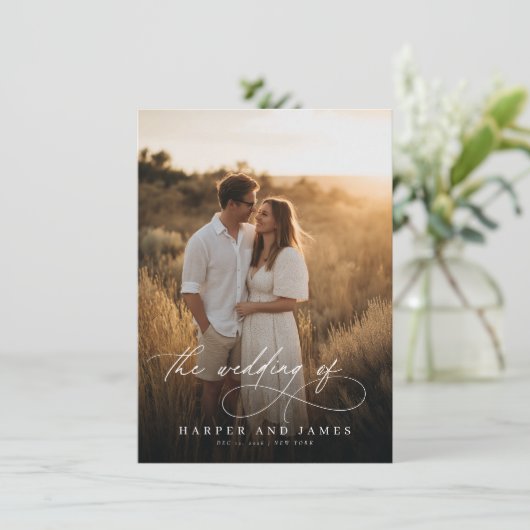 Elegant Simple Script QR Code Photo Budget Wedding Kaart (Staand voorkant)