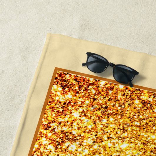 Elegant Sinaasappel geel glitter monogram Strandlaken (In situ)