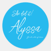 Elegant Sky Blue Graduation Party She Did It Ronde Sticker (Voorkant)