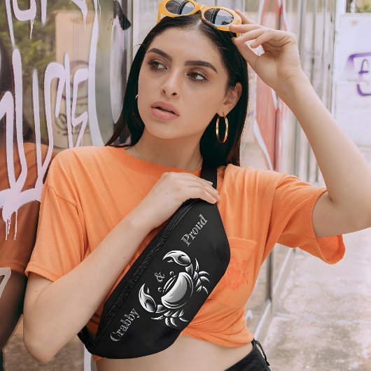 Elegant, Slanke Krab Logo 'Crabby & Proud' Zwart Heuptasje