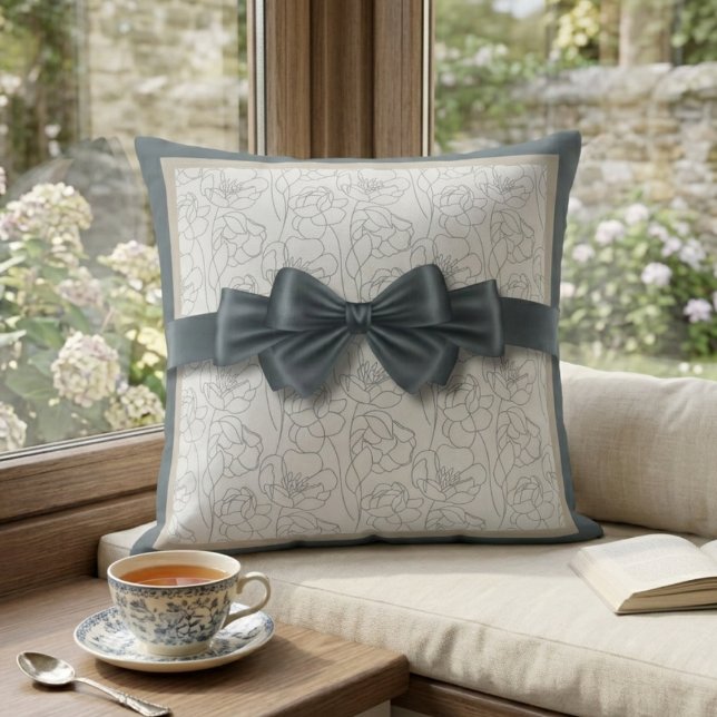 Elegant Slate Gray Modern Ribbon Motif Decorative Kussen (Create a cozy reading nook with our modern ribbon motif pillow, perfect for a serene window seat.)