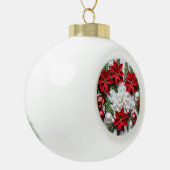 Elegant sneeuwvlok Ornament met feestelijke poinse (Links)