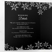 Elegant Snowflakes Black & White Winter Wedding Drieluik Uitnodiging (Binnenzijde eerst)