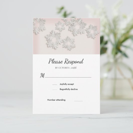 Elegant Snowflakes Winter Wedding RSVP Flat Kaart (Staand voorkant)