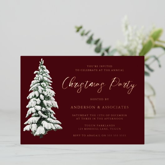 Elegant Snowy kerstmis Gold Folie Uitnodiging (Staand Voorkant)