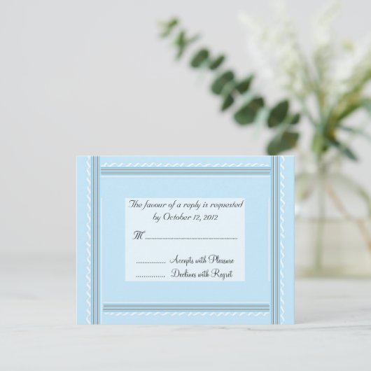 Elegant Soft Blue Wedding Reply RSVP Kaartje (Staand voorkant)