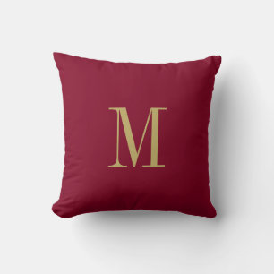 Elegant Solid Burgundy met Gold Monogram Kussen