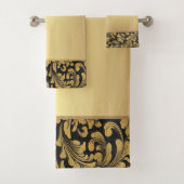 Elegant Stijlvol Zwart Oud Goud Swirls Bad Handdoek (Insitu)