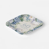 Elegant Stoffig Blauw Wit Bloemen 60ste Verjaardag Papieren Bordje (Gebogen)