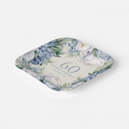 Elegant Stoffig Blauw Wit Bloemen 60ste Verjaardag Papieren Bordje (Gebogen)